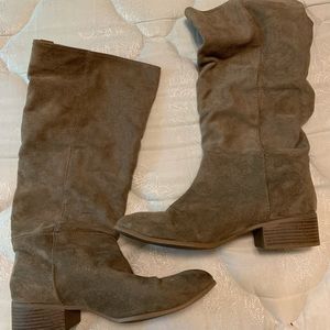 Tan suede boots